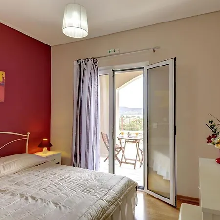 Willa Sunrise 4 Bed Lefkada *